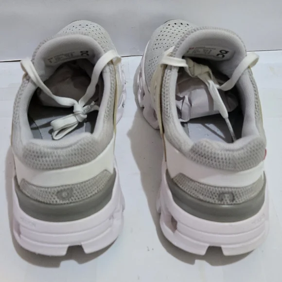 Cloudswift Glacier White Athletic Comfort Running Shoes - Picture 4 of 7